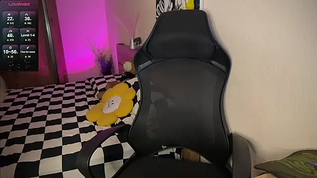 BabeRainbow online show from December 26, 2024, 3:10 pm