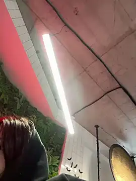 BabeRainbow online show from February 9, 2025, 9:26 am