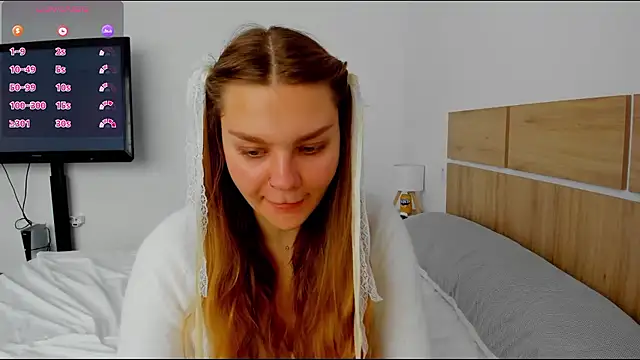 Molly sweetie online show from April 4, 2026, 6:22 am