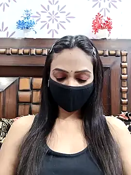 Snapshot of Yours-Bebo chatting on February 7, 2025, 7:40 am Yours-Bebo online show from February 7, 2025, 7:40 am