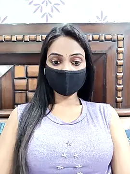 Snapshot of Yours-Bebo chatting on March 18, 2025, 2:37 pm Yours-Bebo online show from March 18, 2025, 2:37 pm