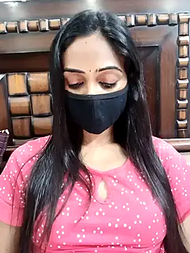 Snapshot of Yours-Bebo chatting on November 3, 2025, 9:21 am Yours-Bebo online show from November 3, 2025, 9:21 am