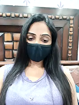 Snapshot of Yours-Bebo chatting on November 18, 2025, 7:07 pm Yours-Bebo online show from November 18, 2025, 7:07 pm