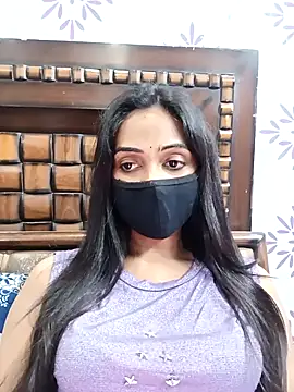 Snapshot of Yours-Bebo chatting on November 21, 2025, 6:50 pm Yours-Bebo online show from November 21, 2025, 6:50 pm