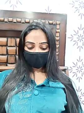 Snapshot of Yours-Bebo chatting on November 22, 2025, 6:07 pm Yours-Bebo online show from November 22, 2025, 6:07 pm