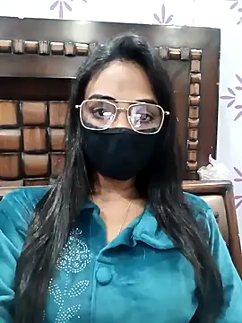 Snapshot of Yours-Bebo chatting on November 30, 2025, 11:25 am Yours-Bebo online show from November 30, 2025, 11:25 am