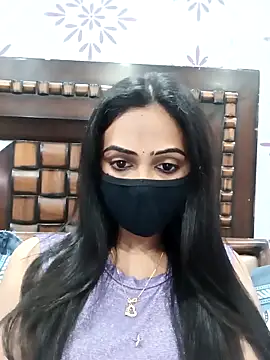 Snapshot of Yours-Bebo chatting on December 3, 2025, 11:08 am Yours-Bebo online show from December 3, 2025, 11:08 am