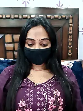 Snapshot of Yours-Bebo chatting on January 7, 2026, 12:18 pm Yours-Bebo online show from January 7, 2026, 12:18 pm