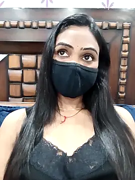 Snapshot of Yours-Bebo chatting on January 8, 2026, 5:21 am Yours-Bebo online show from January 8, 2026, 5:21 am