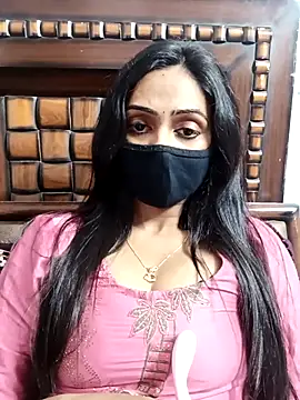 Snapshot of Yours-Bebo chatting on February 18, 2026, 7:32 pm Yours-Bebo online show from February 18, 2026, 7:32 pm