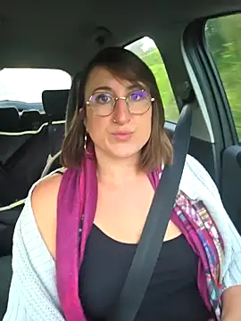 minierose online show from October 1, 2025, 5:57 am