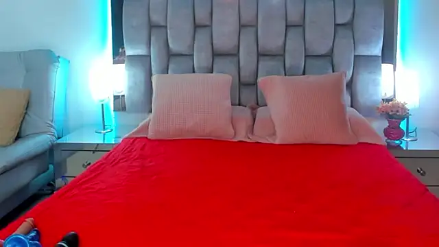 Abbye blue01 online show from March 11, 2025, 9:59 pm