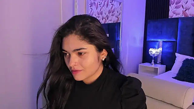 GiselOrtiz online show from March 9, 2025, 9:35 am