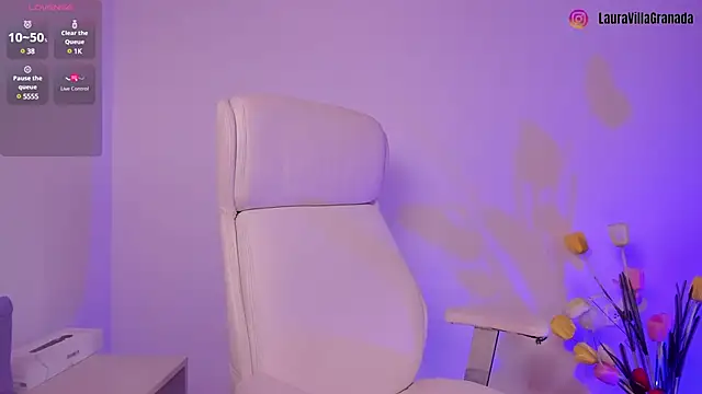 Snapshot of LouaneBourVip chatting on December 16, 2024, 2:38 pm LouaneBourVip online show from December 16, 2024, 2:38 pm