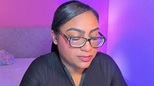 BlakmillerrGilson online show from November 23, 2025, 7:46 pm