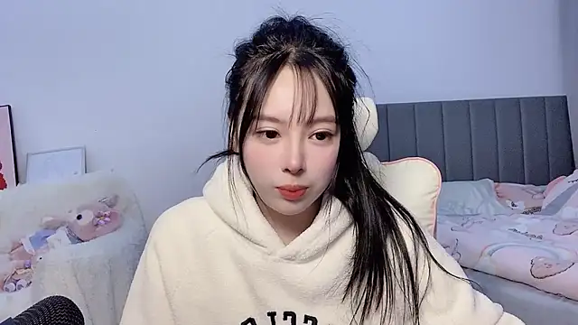 Snapshot of stellar-BB chatting on December 16, 2024, 8:05 pm stellar-BB online show from December 16, 2024, 8:05 pm