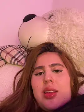 ValerieHilton online show from November 16, 2025, 9:20 pm