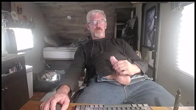 Di9ital069 online show from November 10, 2025, 6:40 pm