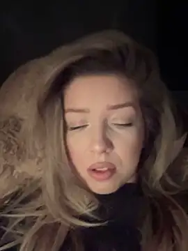 Snapshot of SonyaD_ chatting on December 30, 2024, 4:42 am SonyaD  online show from December 30, 2024, 4:42 am