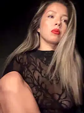 Snapshot of SonyaD_ chatting on September 16, 2025, 1:17 am SonyaD  online show from September 16, 2025, 1:17 am