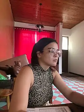 Snapshot of CamilaSofiia chatting on March 4, 2026, 8:37 pm CamilaSofiia online show from March 4, 2026, 8:37 pm