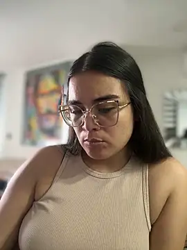 CamilaSofiia online show from June 3, 2026, 10:26 pm