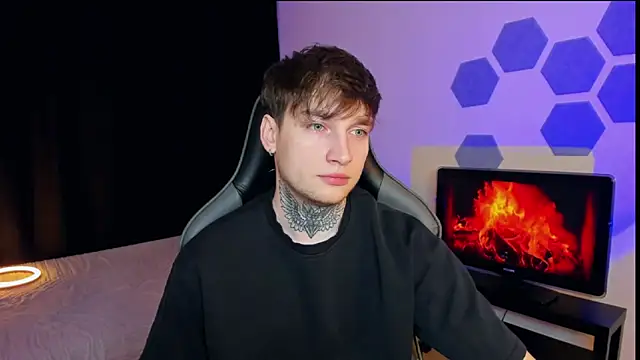 Chris Tyson online show from February 6, 2025, 9:38 pm