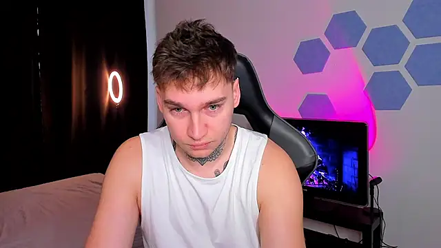 Chris Tyson online show from November 28, 2025, 7:55 am