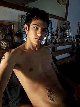 Snapshot of LYZBORNHD chatting on January 7, 2025, 3:12 pm LYZBORNHD online show from January 7, 2025, 3:12 pm