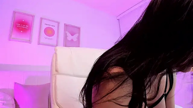 Snapshot of Steff_London chatting on January 29, 2025, 2:19 am Steff London online show from January 29, 2025, 2:19 am