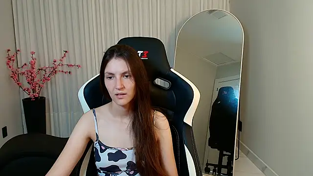 upssnowy online show from October 10, 2025, 5:12 pm