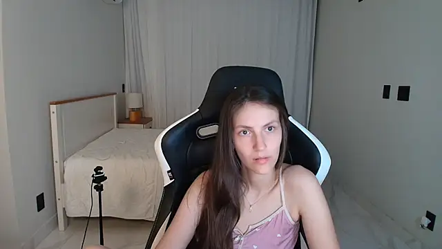 upssnowy online show from July 21, 2026, 1:19 am