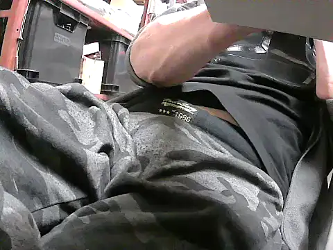 Snapshot of MF-Deutschland chatting on September 28, 2025, 9:03 am MF-Deutschland online show from September 28, 2025, 9:03 am