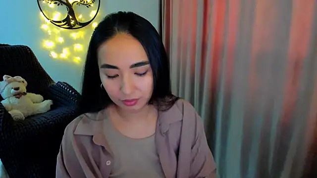 Snapshot of worldofkim chatting on February 7, 2026, 9:46 am worldofkim online show from February 7, 2026, 9:46 am