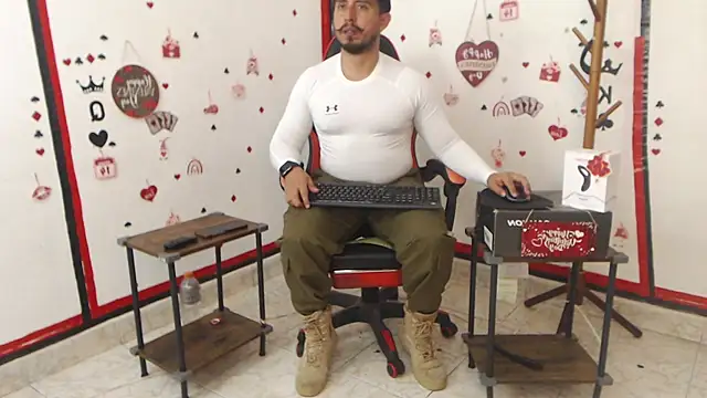 KalethBigDick online show from February 27, 2025, 11:41 am