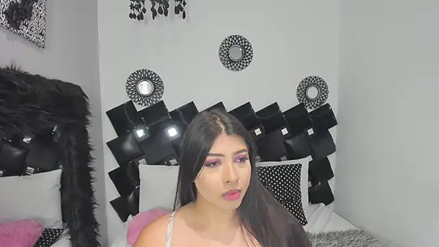 Snapshot of Miia_Thompsonn chatting on April 28, 2026, 7:41 pm Miia Thompsonn online show from April 28, 2026, 7:41 pm