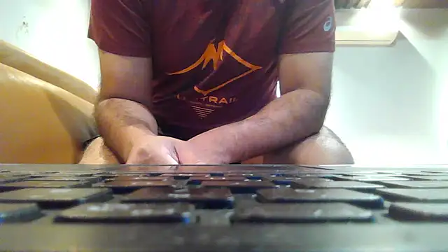 deltaforce1987 online show from December 30, 2024, 10:34 pm