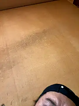 punk0805 online show from September 28, 2025, 4:29 am