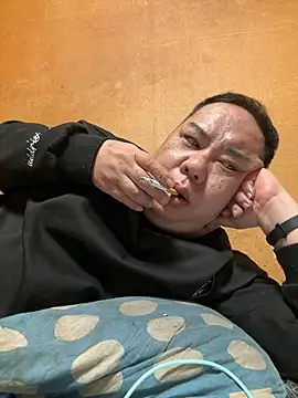 punk0805 online show from March 30, 2026, 2:07 pm