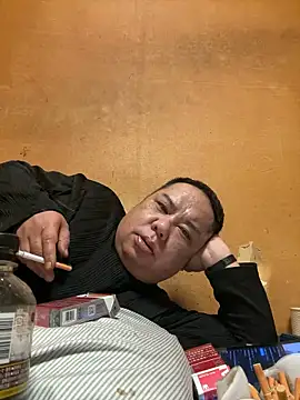 punk0805 online show from April 4, 2026, 4:26 pm