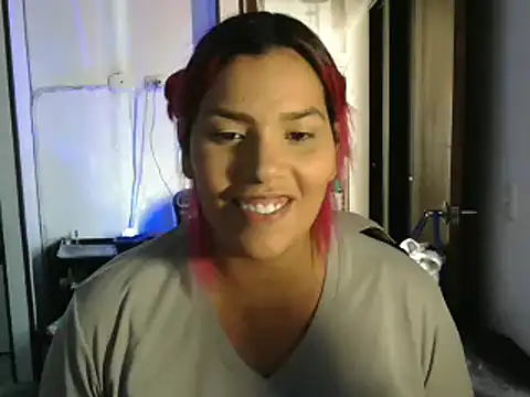 Snapshot of CarolinaRincon chatting on March 1, 2025, 7:15 pm CarolinaRincon online show from March 1, 2025, 7:15 pm