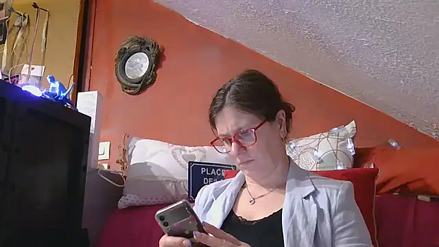 Snapshot of lanax chatting on March 20, 2025, 1:15 pm lanax online show from March 20, 2025, 1:15 pm