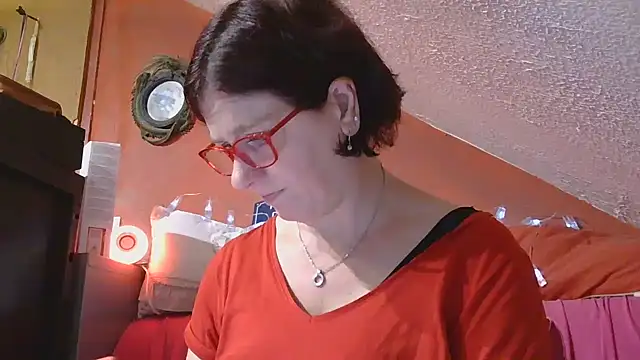 Snapshot of lanax chatting on September 23, 2025, 12:19 pm lanax online show from September 23, 2025, 12:19 pm