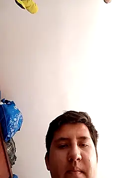 greeneyes999999999999 online show from April 13, 2026, 2:44 pm