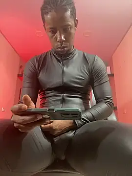 Snapshot of AlejoKhalifa_ chatting on July 10, 2026, 12:04 am AlejoKhalifa online show from July 10, 2026, 12:04 am