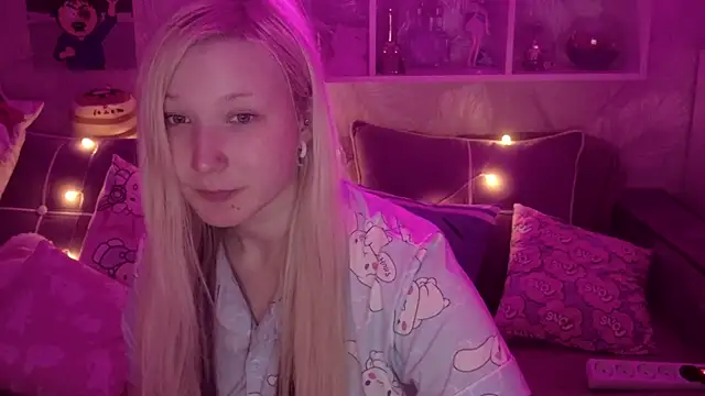 MeowkaKitty online show from January 17, 2026, 1:32 am