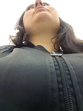 Celeem  online show from December 4, 2025, 10:51 pm