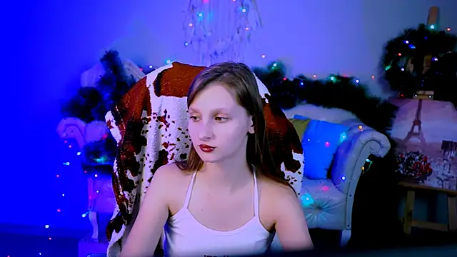 Snapshot of EllaHorton chatting on December 15, 2024, 9:56 am EllaHorton online show from December 15, 2024, 9:56 am