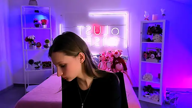 Snapshot of EllaHorton chatting on January 29, 2025, 12:35 pm EllaHorton online show from January 29, 2025, 12:35 pm