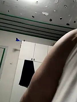 jusichka online show from March 10, 2025, 6:23 pm